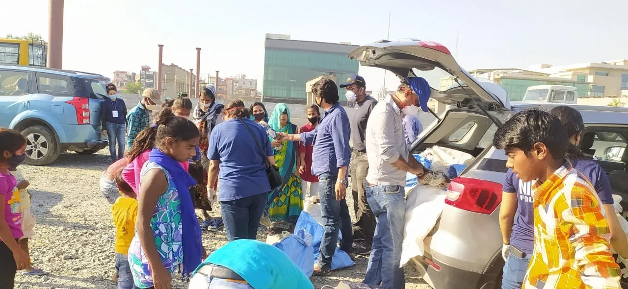 Essential-supply distribution for local families.
